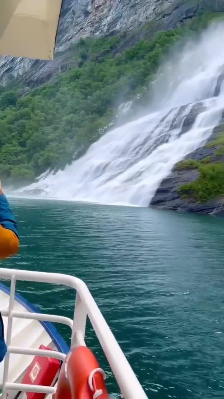 📍 Фьорды, Норвегии 🇳🇴 | Моря и океаны | Акимбо, 10 декабря 2022