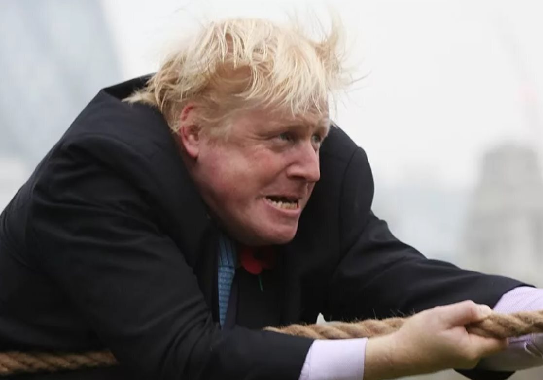 Борис Джонсон написал статью, в которой призвал США предоставить Украине военные самолеты и ракеты большой дальности