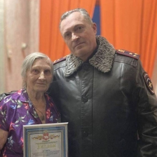 Пенсионерка обвела вокруг пальца злоумышленника и сдала его полиции