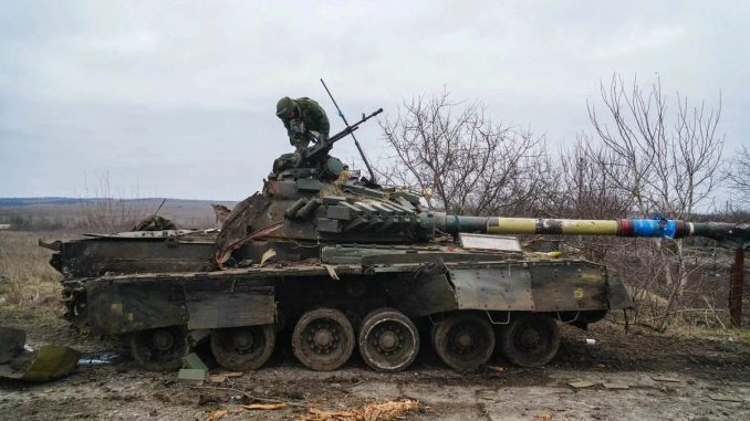 «Новости о потерях земель и людей весьма угнетают»: Военкор Сладков описал ситуацию на Украине после обстрела Краматорска