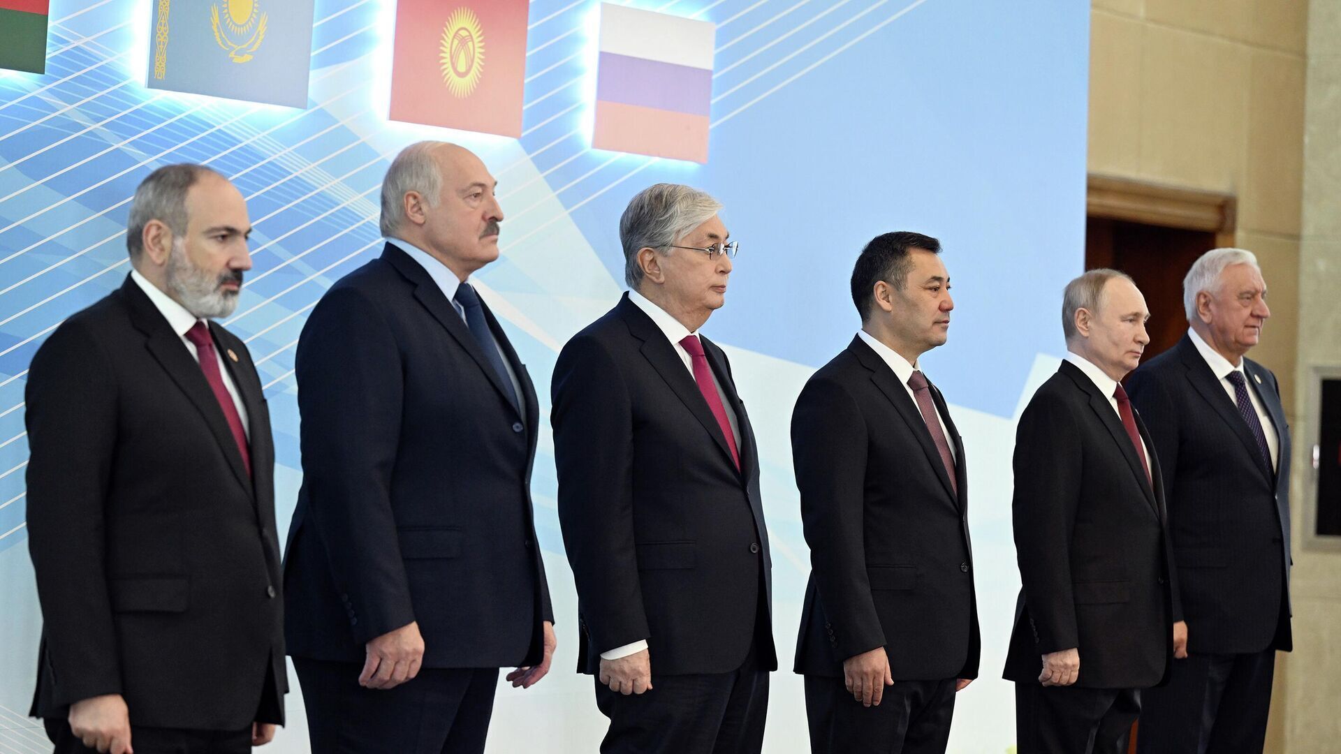 Раньше Россия кормила союзные республики, а теперь стало наоборот. Какие плюсы и минусы от этого переворота