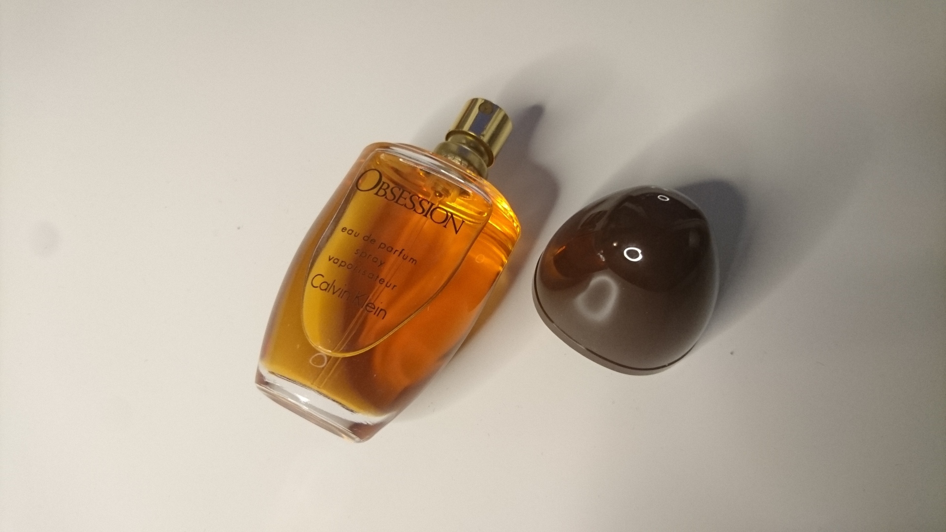 Obsession от Calvin Klein - аромат Нового года.