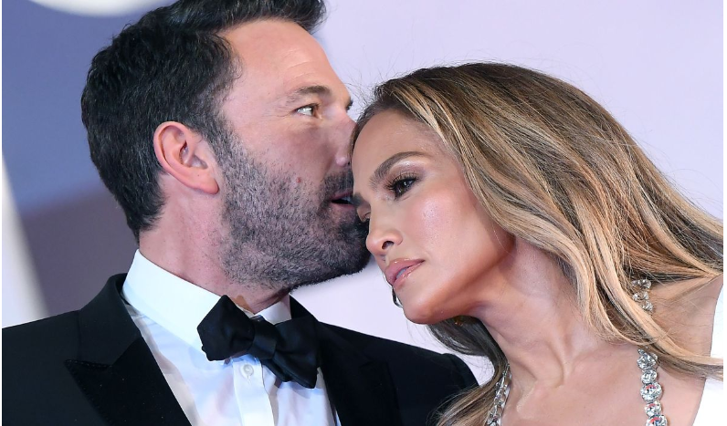 Дженнифер Лопес планирует сделать первое Рождество с Беном Аффлеком особенным