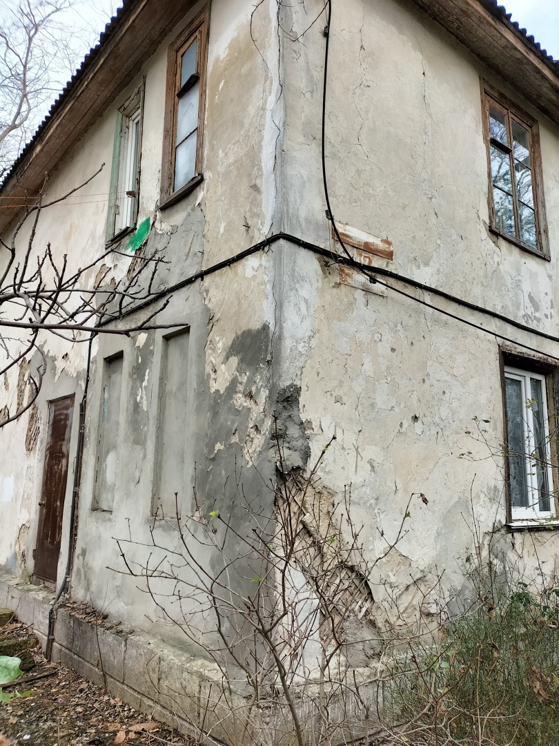 Разрушенные дома в Севастополе. Почти в центре города. Что произошло - фото