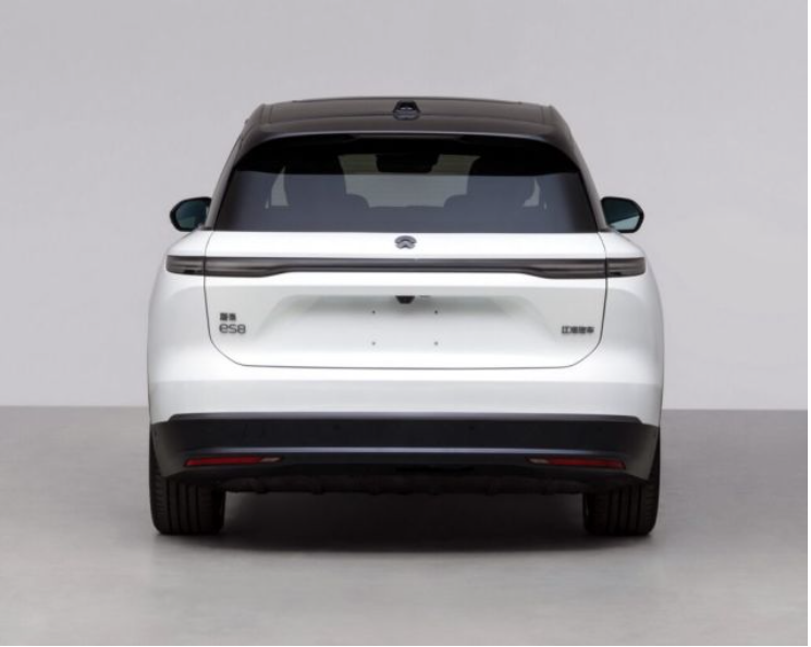 Китайская электрическая альтернатива BMW X7