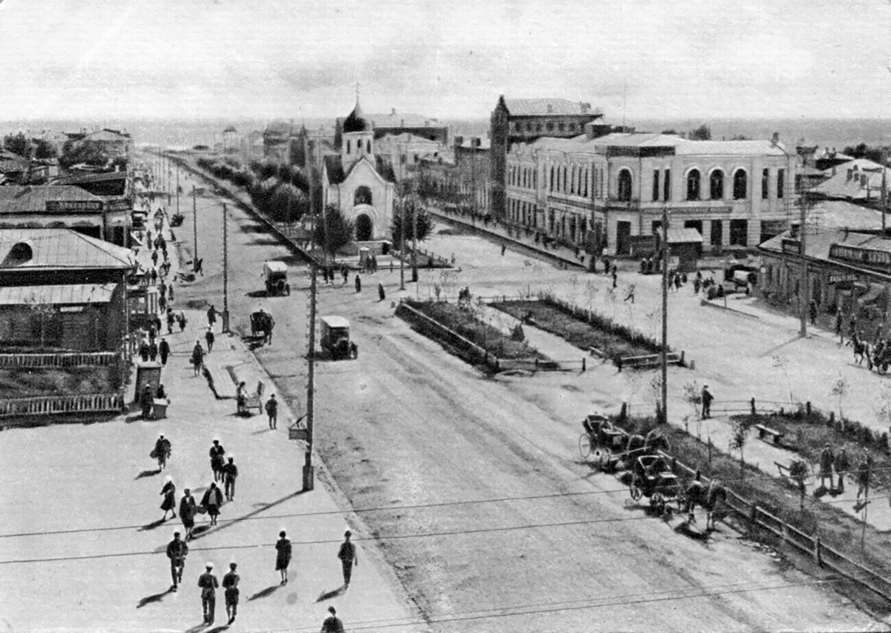 Старые фото новосибирска. Красный проспект в Новосибирске 1930. Красный проспект Новосибирск 1950. Новосибирск в 1930-е годы красный проспект. Новониколаевск 1925.