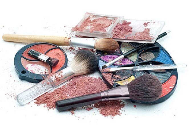 Вещи, которые надо выбросить накануне Нового года