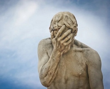 Низость или глупость?