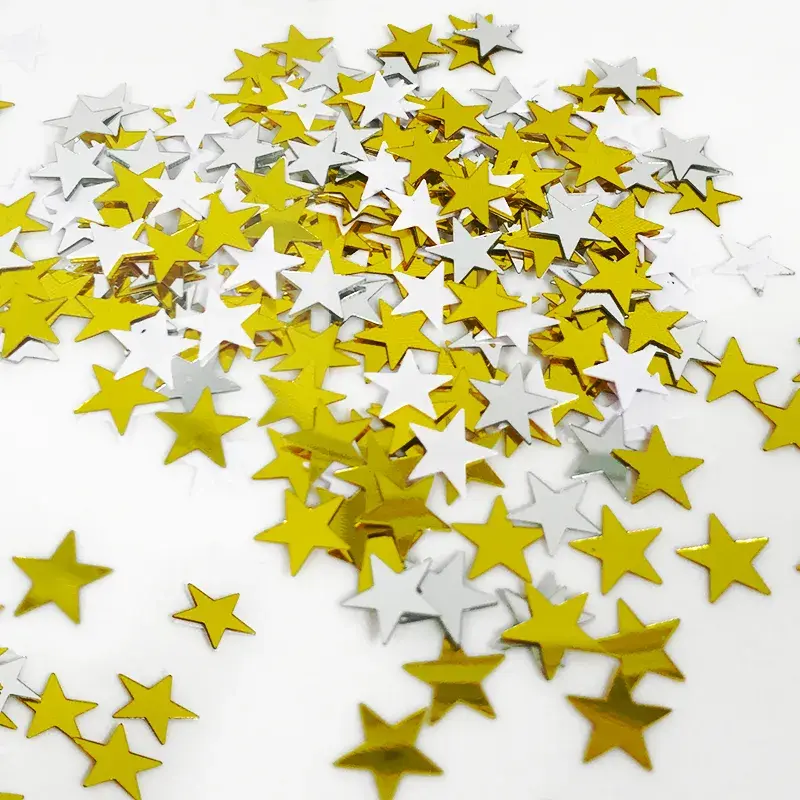 200 лет елочной моды: как менялись новогодние игрушки