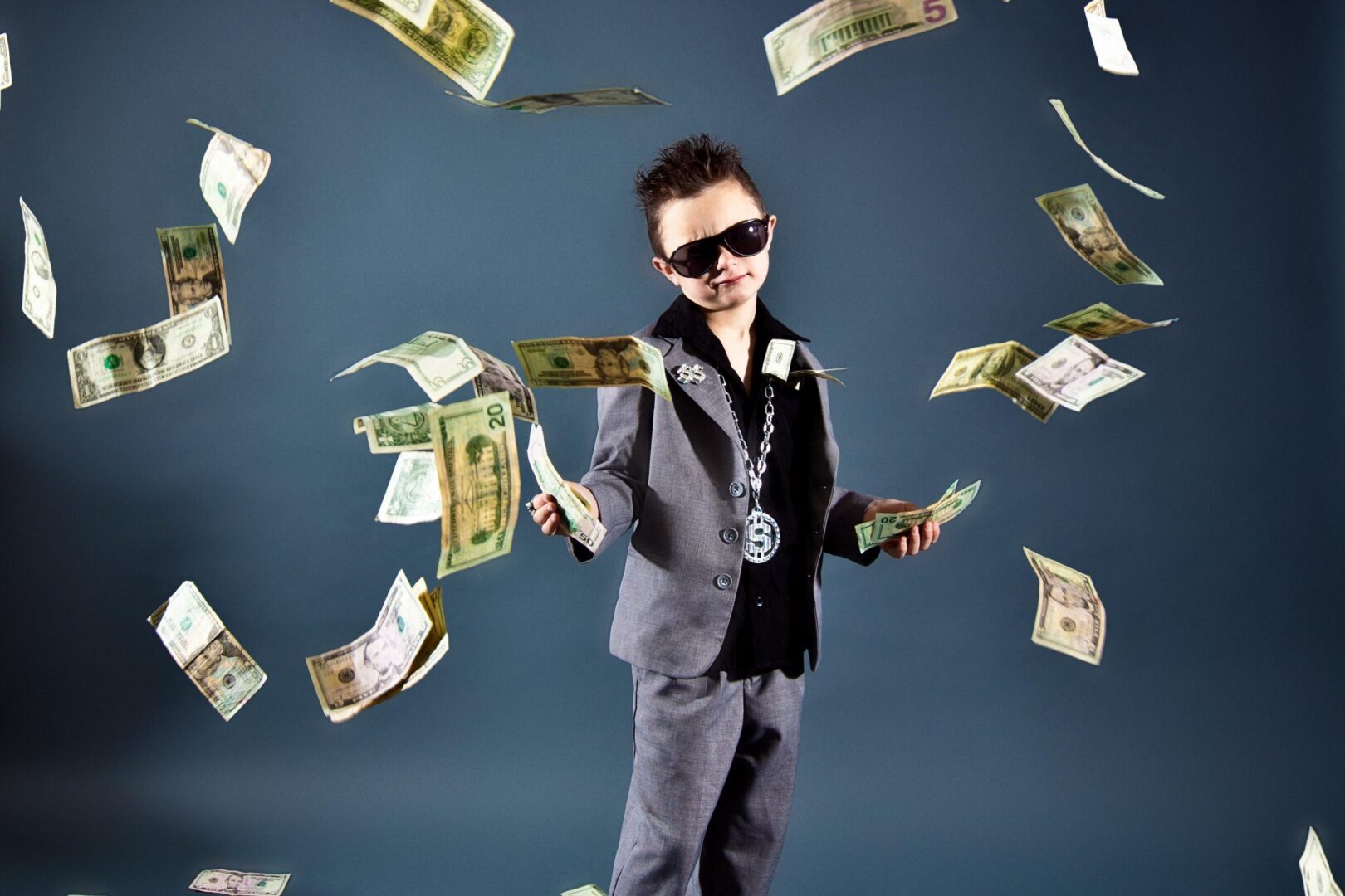 Вундеркинды: Как дети зарабатывают больше, чем их родители