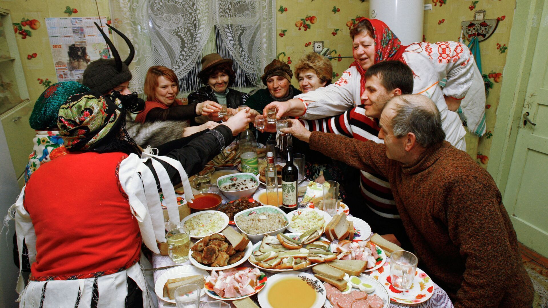 30 лет живут при капитализме, а так и не поняли как заставить деньги работать. Показываю актуальный способ передачи денег в рост