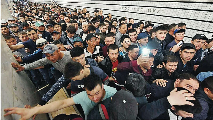 Мигранты в России на фоне безработицы