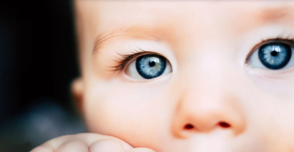 Как выбрать духи для ребенка: туалетную воду или парфюмированную воду?