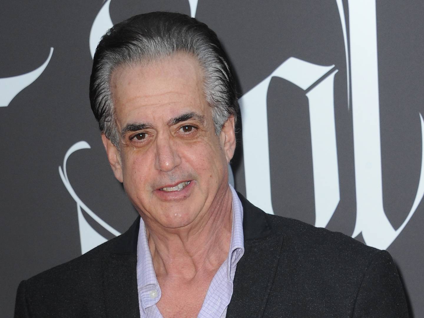 Человек, обвиняемый в том, что он выбросил тело Фрэнка Валлелонги-младшего, не проходит через суд; судья постановляет арестовать