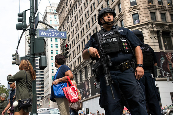 Великобритания выразила обеспокоенность подходом Китая к Гонконгу, обвинив Пекин в подрыве прав и свобод этой территории