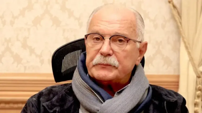 Режиссёр Никита Михалков впервые вышел на связь после госпитализации