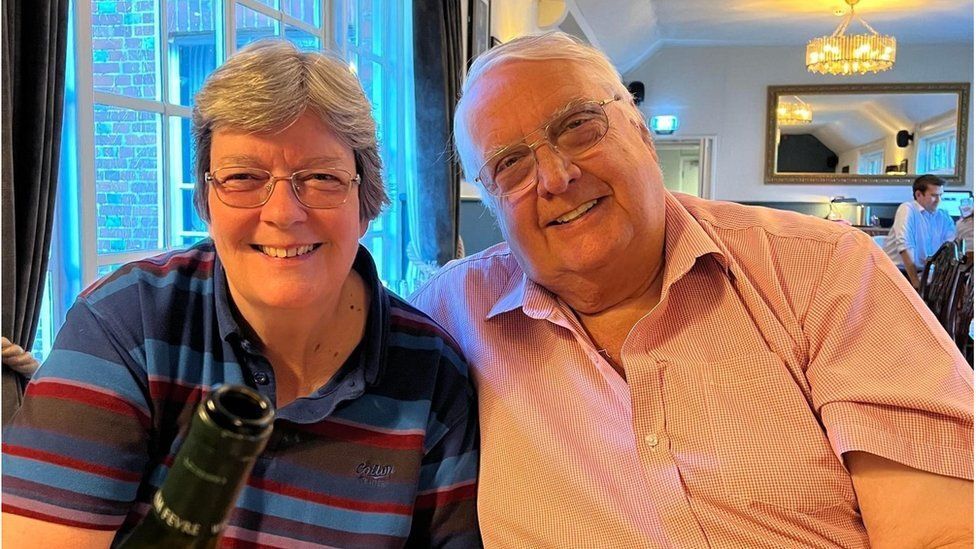 Мужчина, ожидавший скорую помощь 13 часов, умер после инсульта!