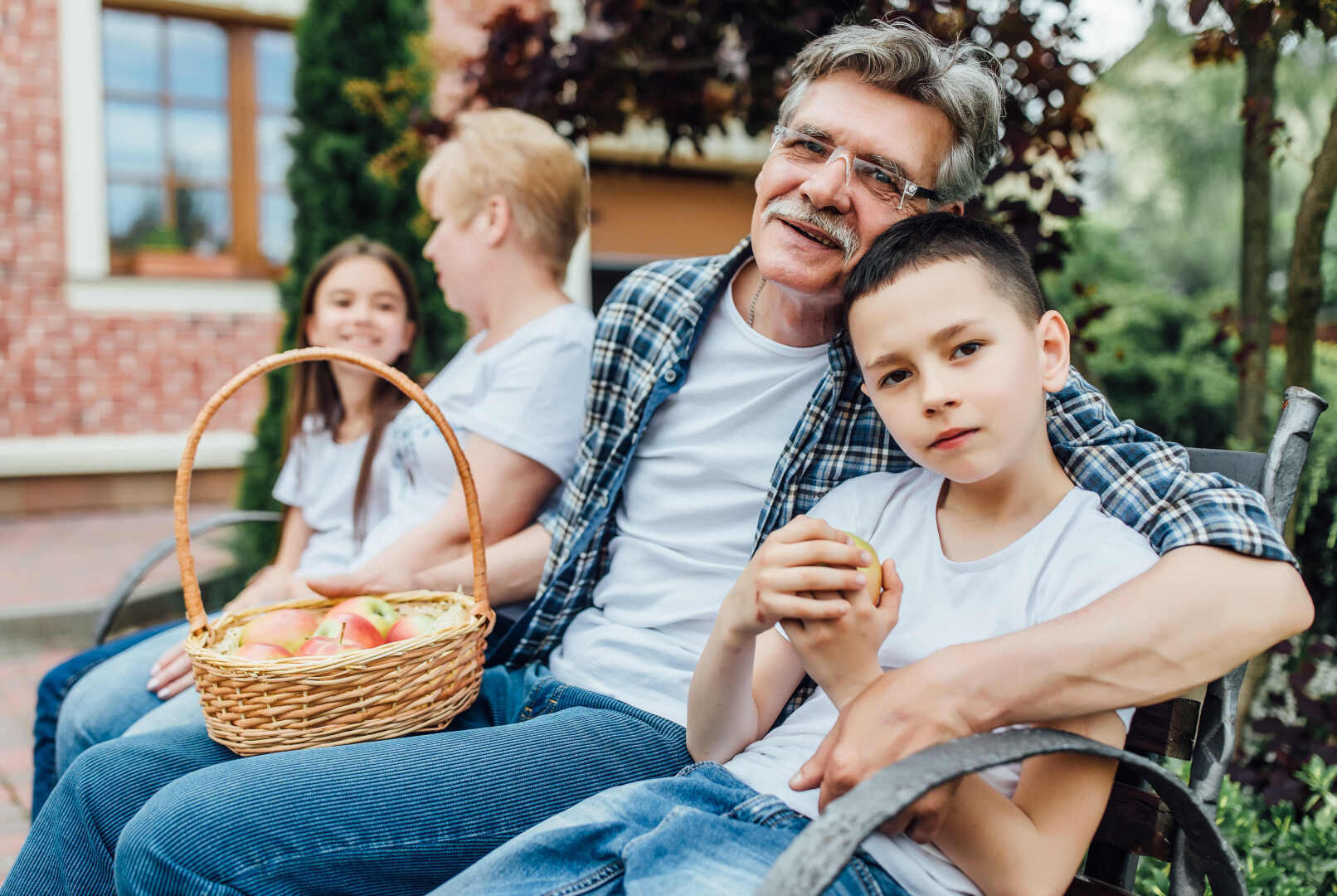 Росстат опубликовал сведения, которые говорят о том, что пенсионный возраст будет повышен, а реформирование пенсионной реформы продолжится