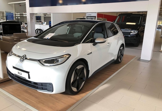 Поставки Volkswagen упадут на 7% по сравнению с 2022 годом, несмотря на электроэнергию