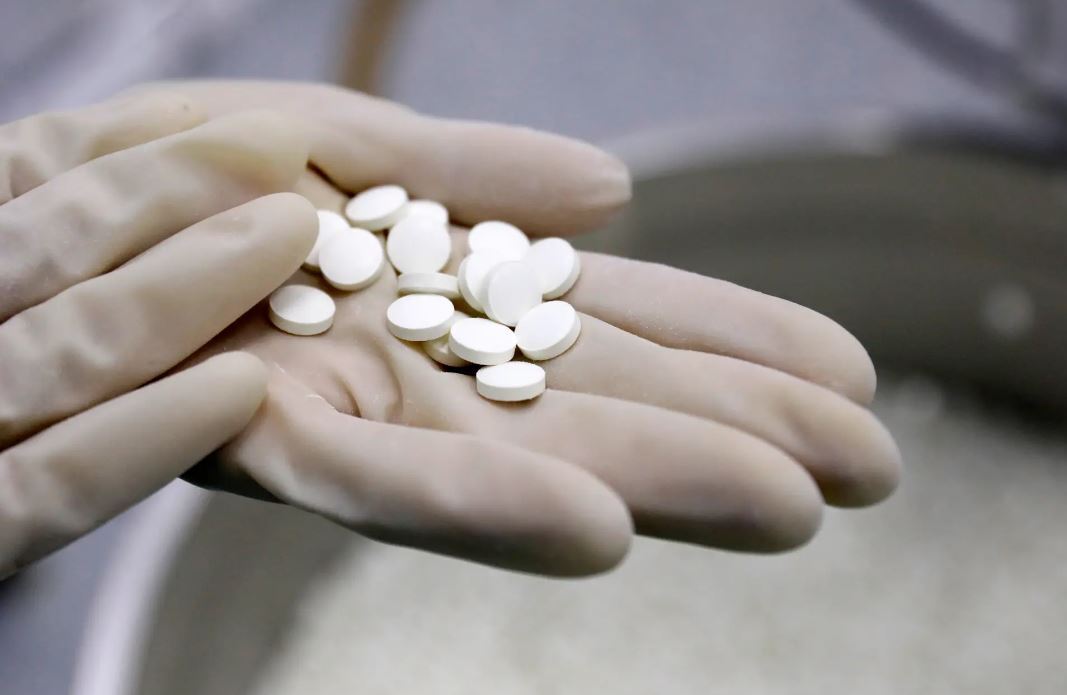 В СМИ говорят, что аптекам не хватает лекарств. Стоит ли ждать дефицита?