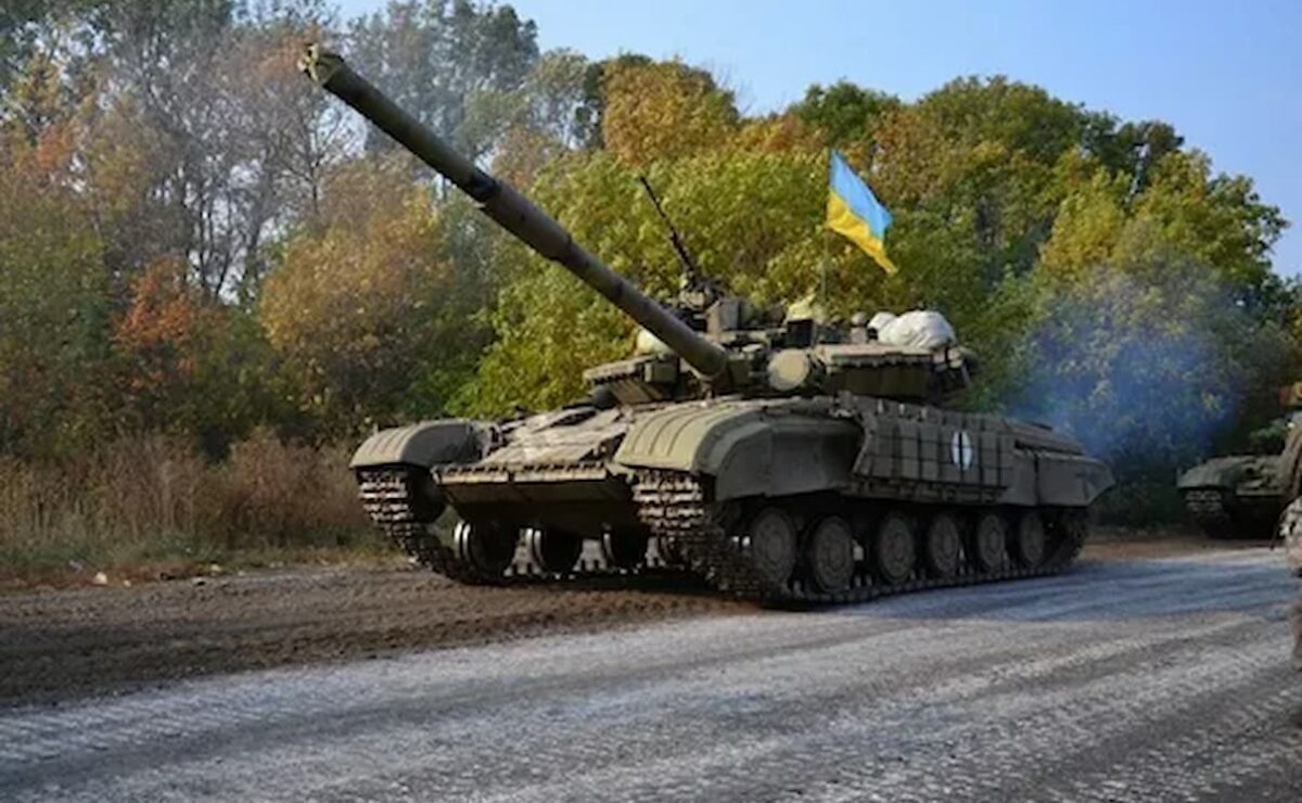 ВСУ заваривают сваркой экипажи в танке и отправляют на смерть под Саледаром, фактически в «консервной банке» .