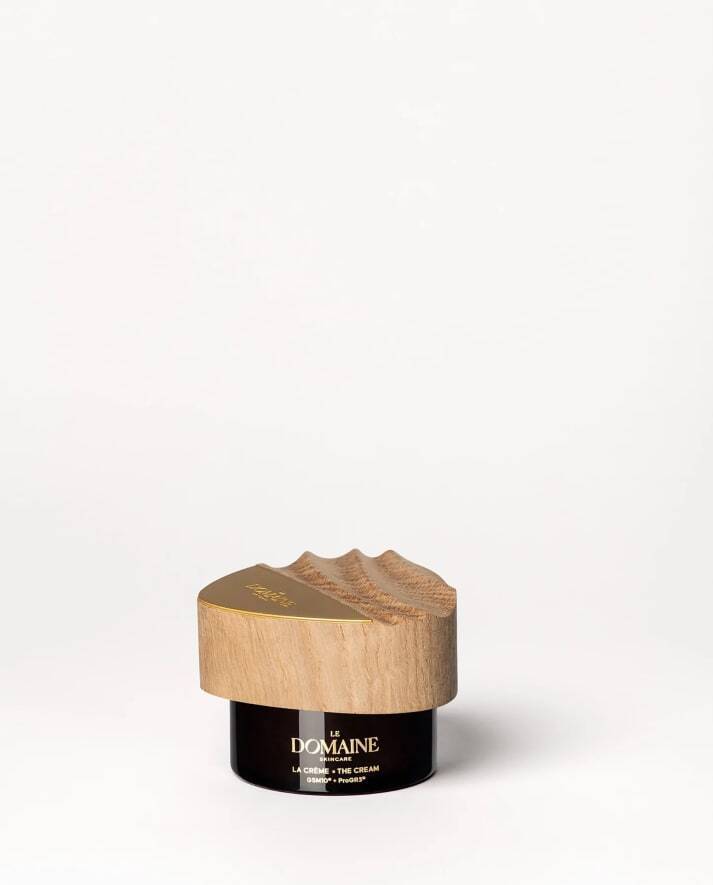 «Le Domaine»Брэд Питт шагнул в мир красоты,запустив линию по уходу за кожей - и это для всех полов.