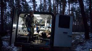 Борьба за Соледар бушует, поскольку Россия и Украина оспаривают его контроль