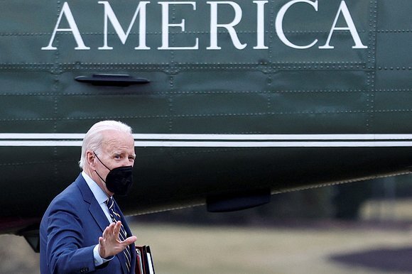 «Как такое могло случиться?» В гараже Байдена нашлись секретные материалы. Чем обернется для президента его рассеянность?