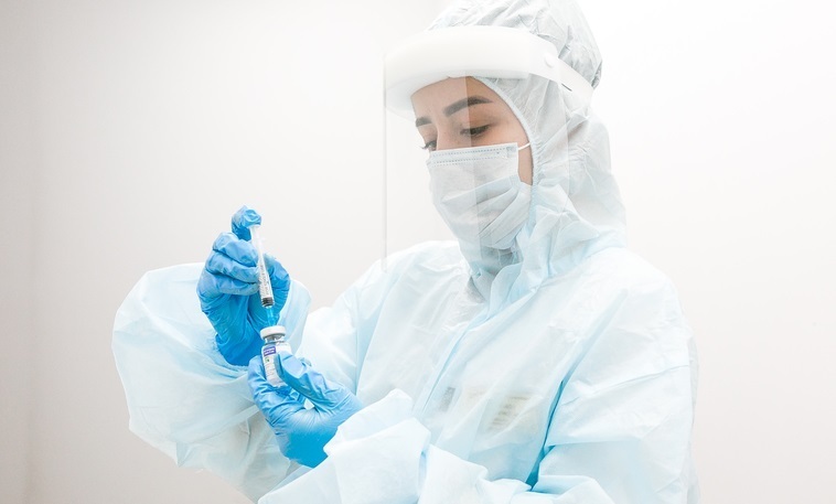 Инфекционист Пшеничный рассказал, кому стоит опасаться "Кракена"