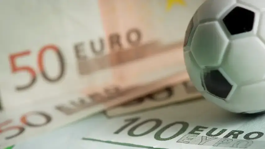 25 профессиональных футболистов из Нидерландов делают ставки на собственные поединки или соревнования