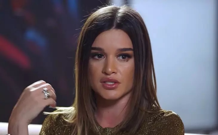 «Лучше переведите деньги, чтобы он отдал дочь в школу!»: Ксения Бородина критикует жену бывшего мужа