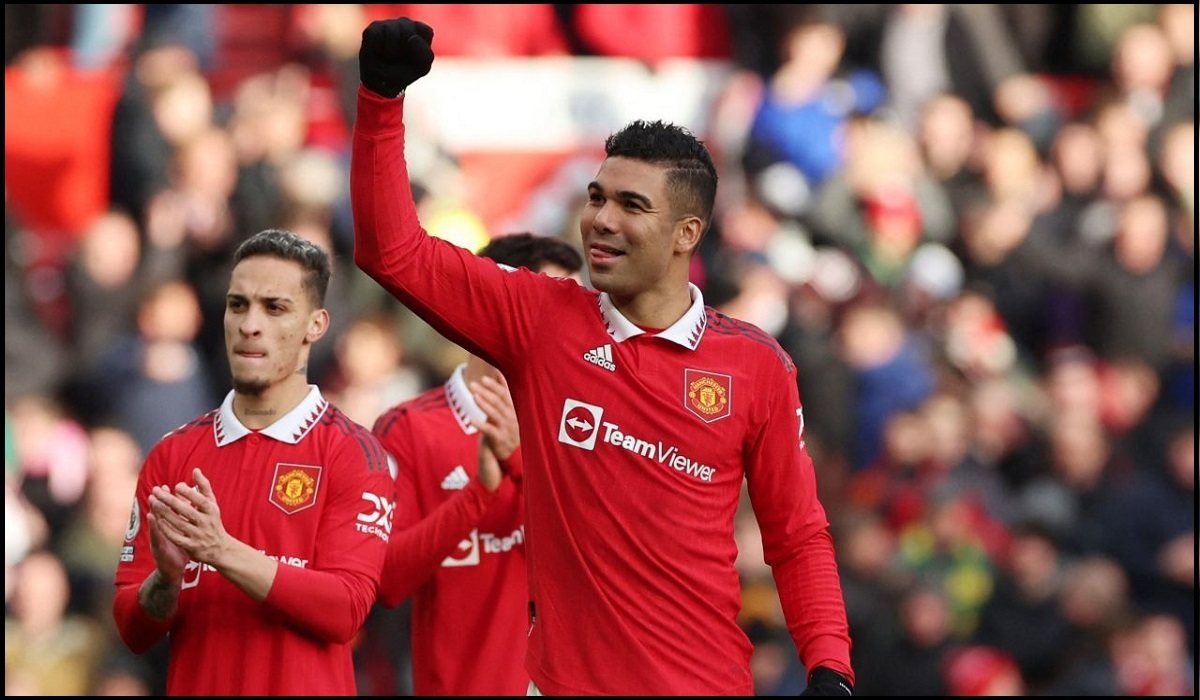 Со дна лиги в претенденты на чемпионство. Невероятное возрождение "Манчестер Юнайтед".