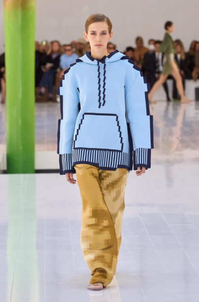 Мода на эффект оптической иллюзии? Самые смелые и «горячие» тренды 2023 года