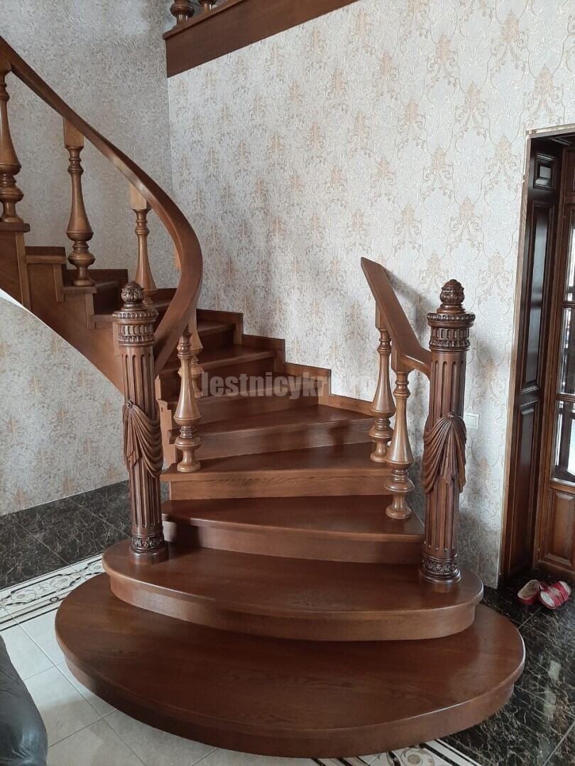 Отзыв о деревянных лестницах в Краснодаре (ростовское шоссе) дачи