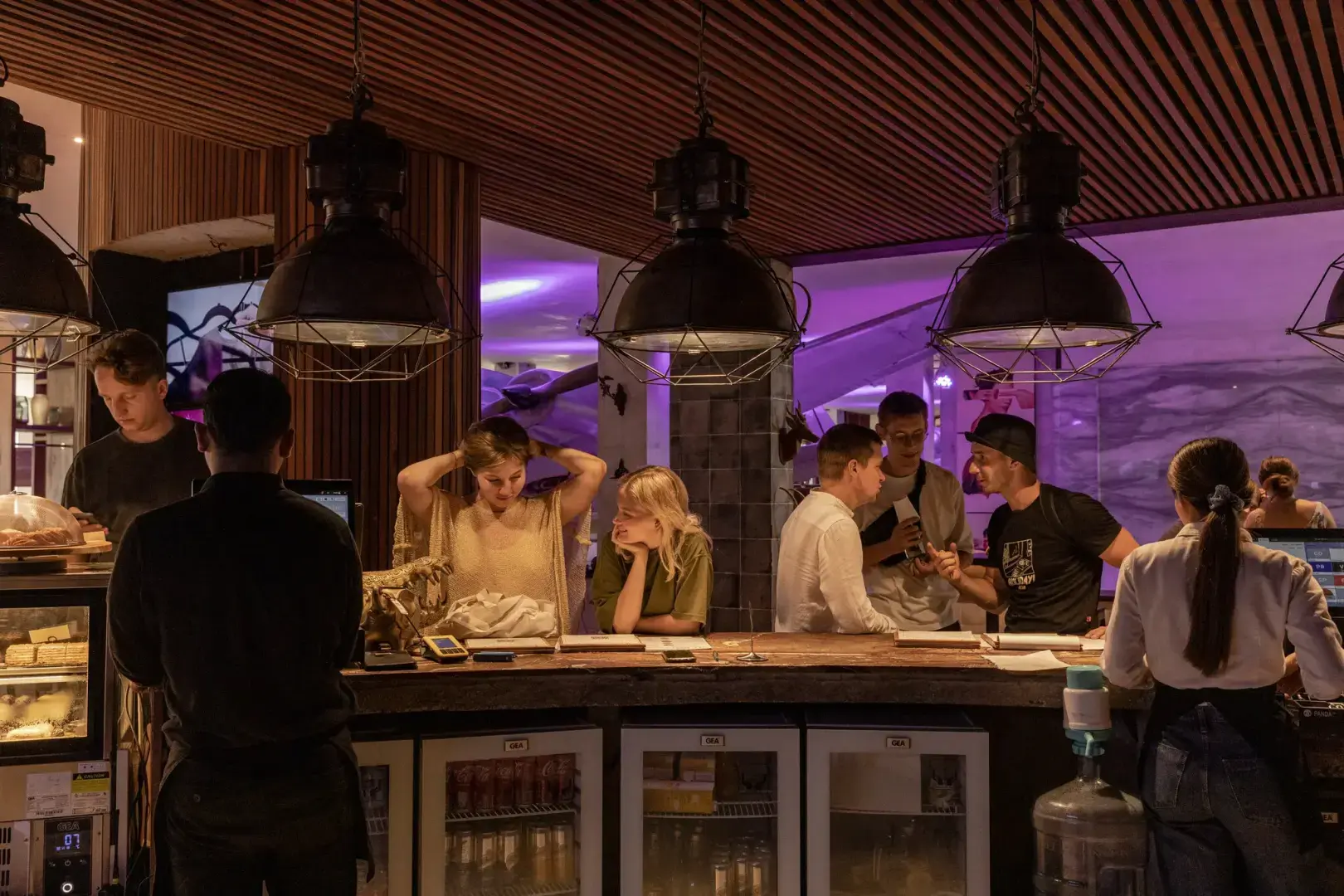 «Извините, мы из Москвы». На Бали враждующие стороны учатся сосуществованию