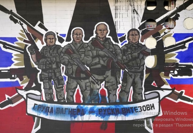 "Владимир Путин обратил внимание на деструктивную линию киевского режима, который делает ставку на активизацию боевых действий при поддержке западных