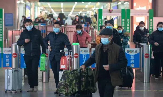 Китай готовится к росту числа случаев COVID-19: в связи с началом туристического ажиотажа на лунный Новый год