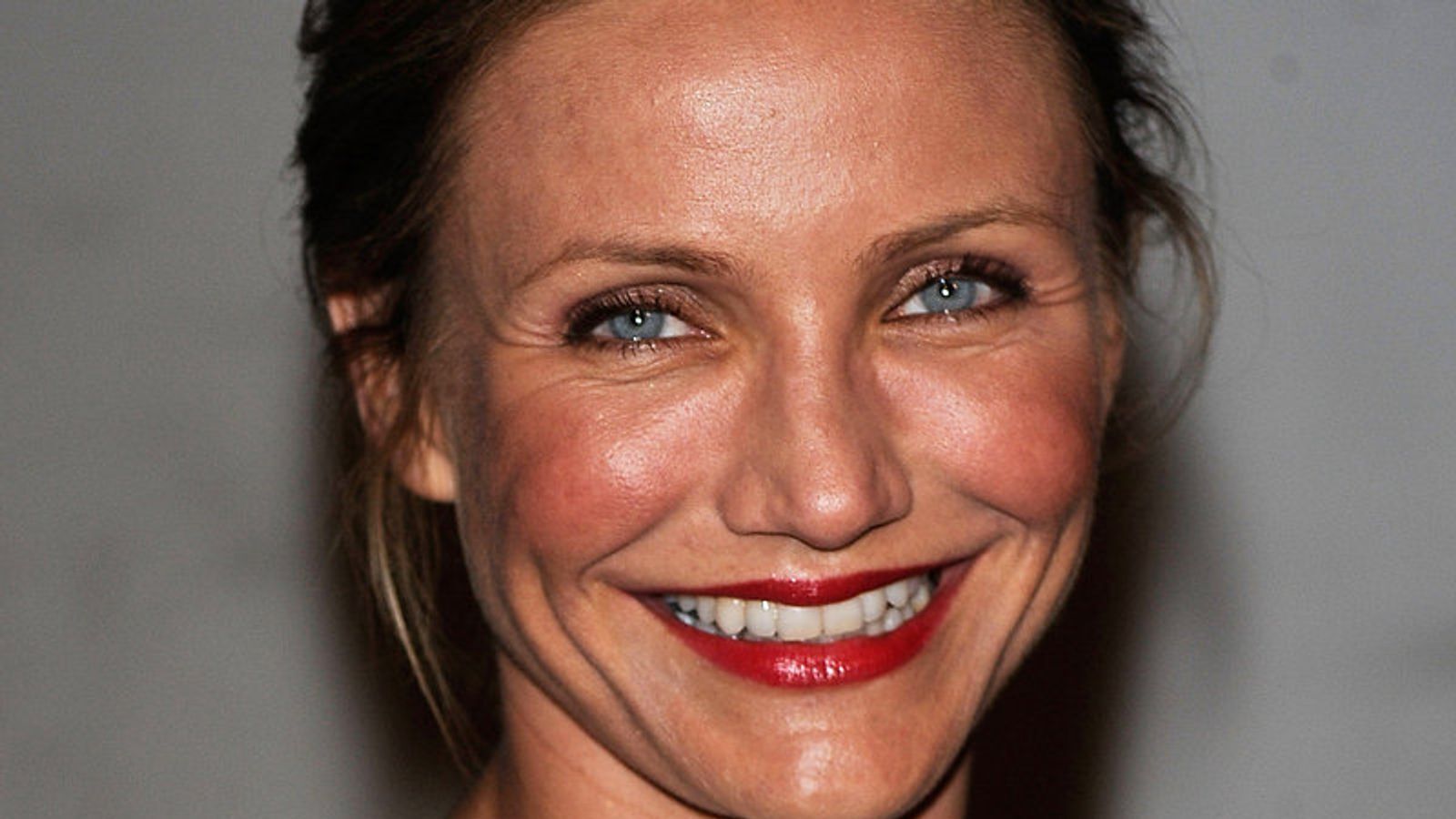 Все знаменитости, которых принц Гарри упоминает в Spare — от Spice Girls до Кортни Кокс и супермоделей