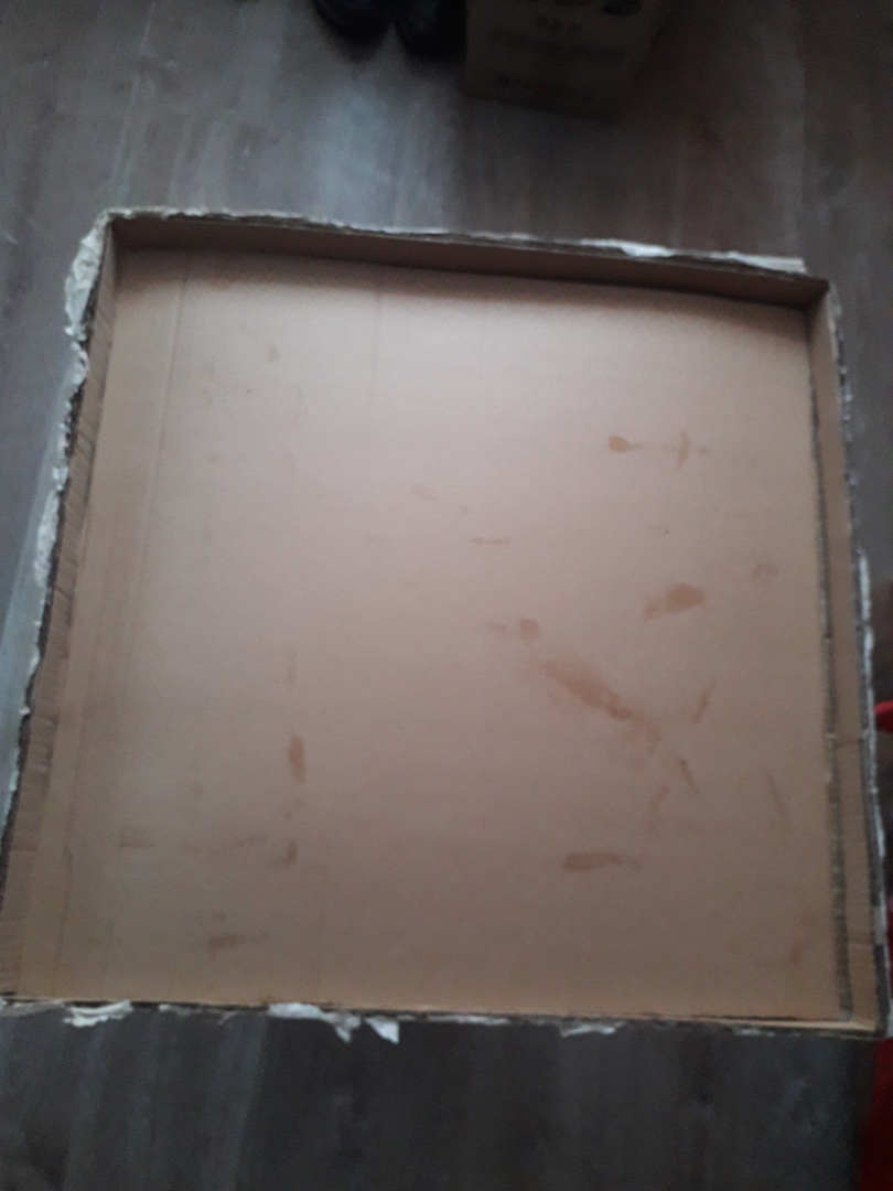 И снова туалетная бумага!.. Модульная картина из... картона и оставшихся от ремонта красок