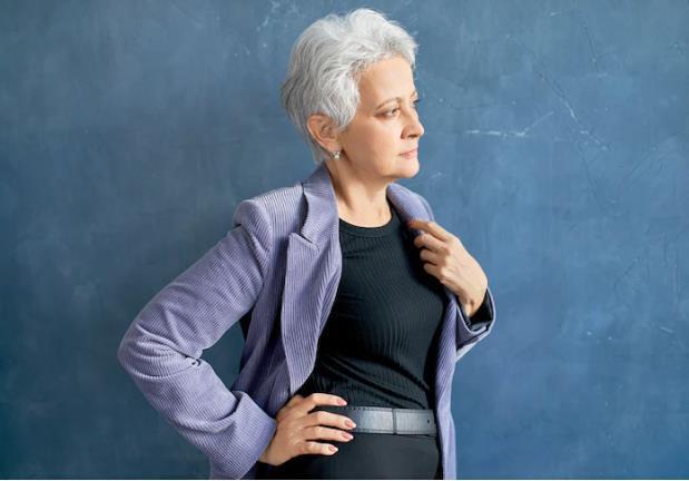 В каком суде обжаловать отказ Собеса засчитывать в стаж годы, когда мать была в отпуске по уходу за ребенком?