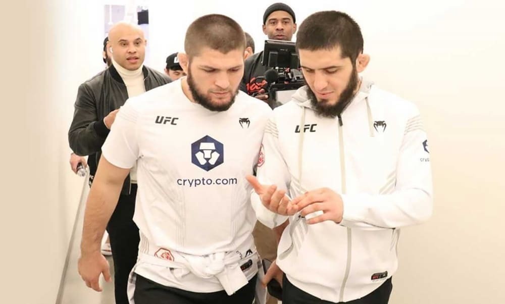 Чейл Соннен считает, что Ислам Махачев может уйти в отставку без Хабиба Нурмагомедова в своем углу