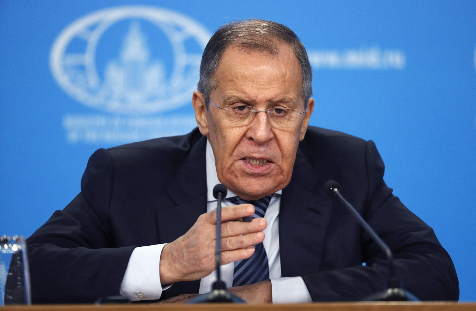 Встреча глав российских и американских спецслужб была "полезной", считает Лавров