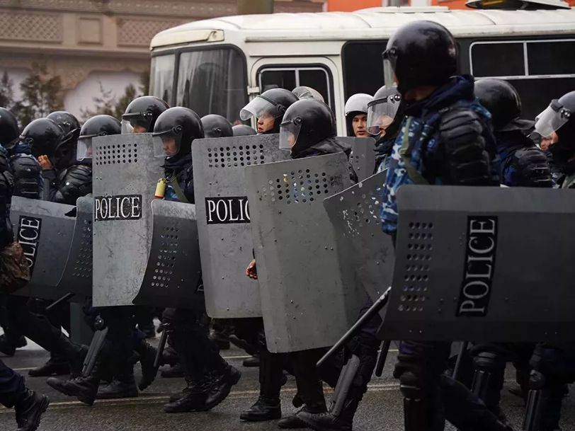 Казахстан: Полицейские осуждены по делам о пытках в "кровавом январе"