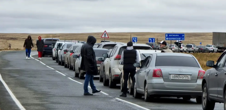 Один из главных союзников России закрыл визовую лазейку, которой бежали от призыва россияне, чтобы воевать на Украине.
