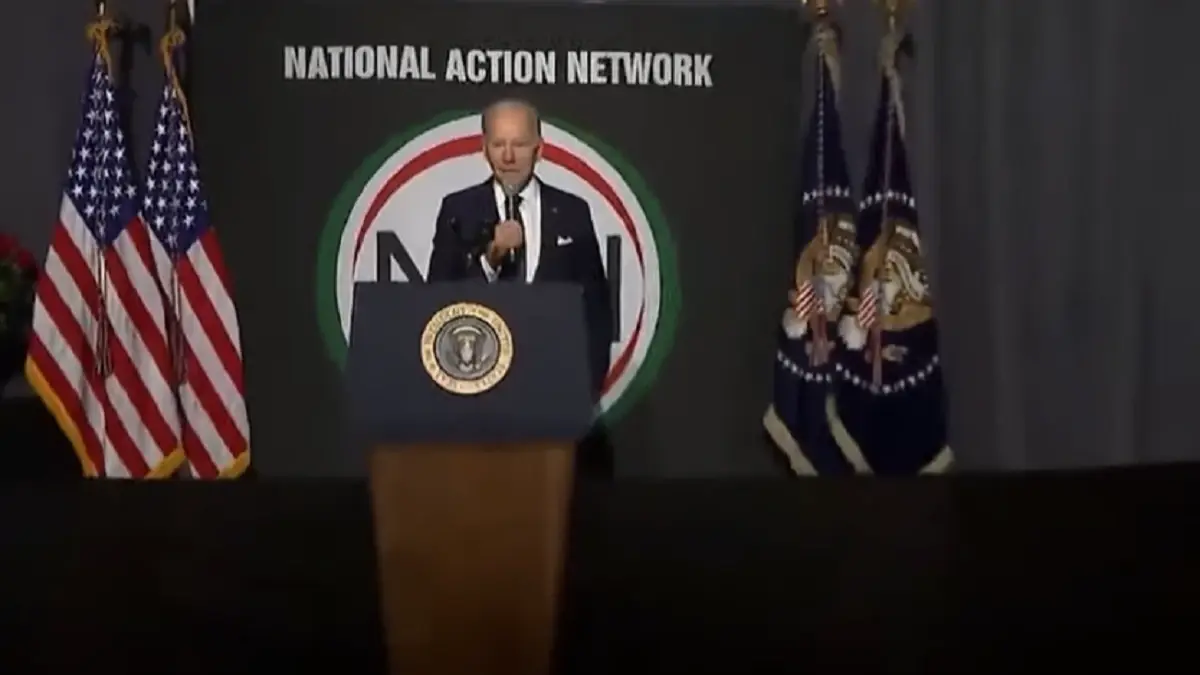 Джо Байден опозорился, забыв имя именинницы, поздравлять которую он собрался