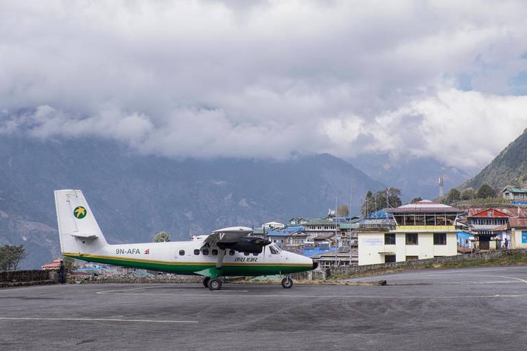 Почему в Непале так много авиакатастроф и что могло стать причиной катастрофы Yeti Airlines?