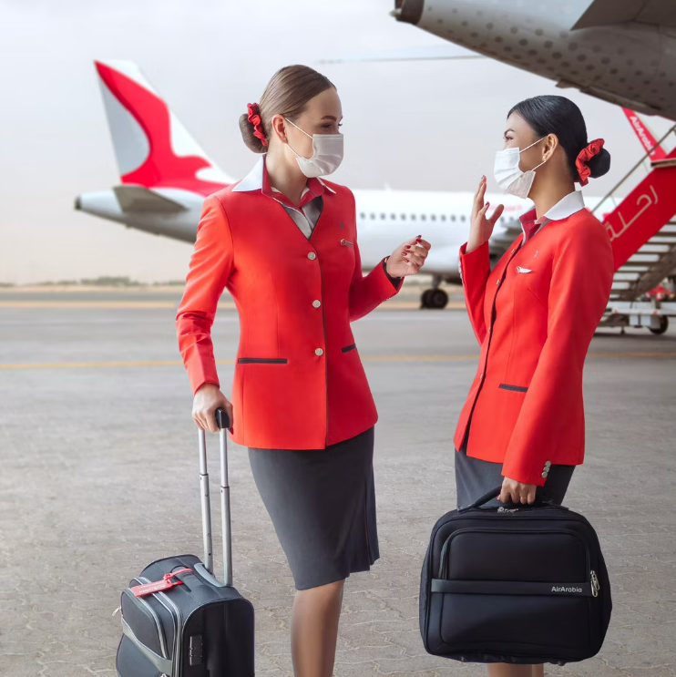 8 способов, которыми жизнь бортпроводника отличается от жизни гражданского сотрудника