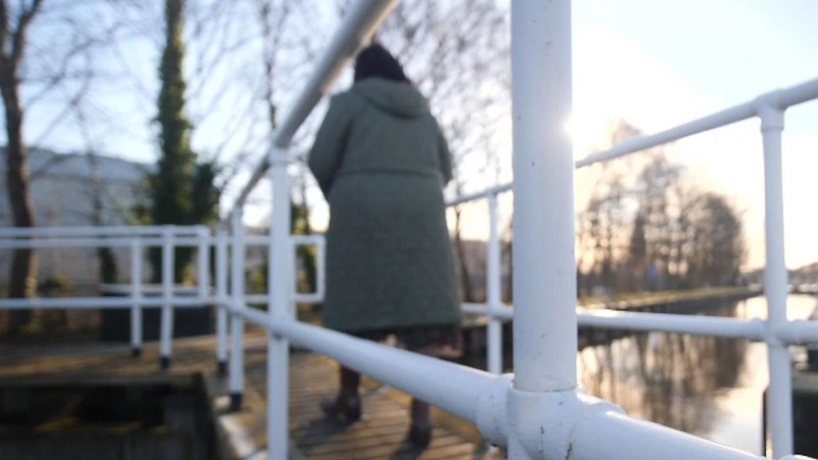 Она заявила на бывшего мужа-полицейского за изнасилование - и расследование "оказалось более травматичным, чем сам инцидент".