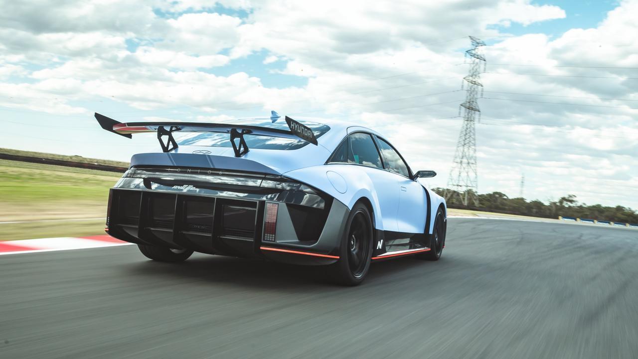 Концепт Hyundai RN22e демонстрирует потенциал электромобилей