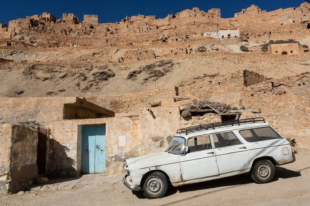 Тунисская пещерная деревня пустеет из-за засухи и недостатка современности